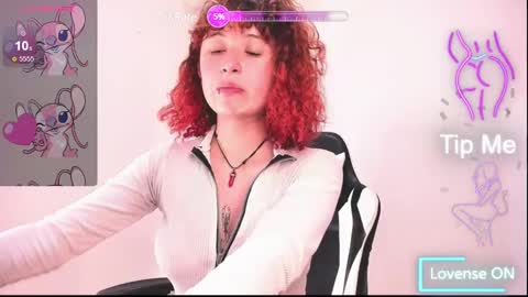 Snapshot of valent_27 chatting on February 19, 3:50 am Valentina online show from February 19, 3:50 am