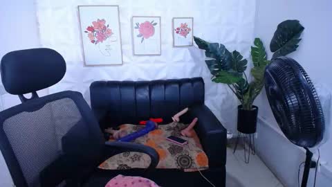 Valentina  online show from March 4, 9:21 pm