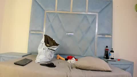 valentinaasm online show from April 14, 1:22 pm