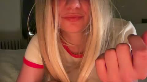 Valentina Peppermint online show from June 10, 5:06 am