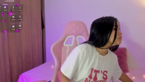 valeri_10 online show from December 22, 10:29 am