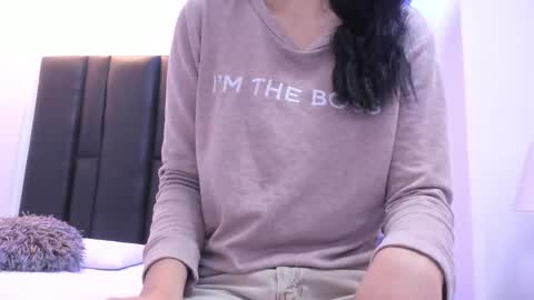 valeri_tafur online show from March 7, 10:45 am