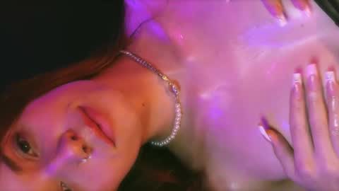 Snapshot of valeria_mendozza chatting on February 22, 4:51 am   online show from February 22, 4:51 am
