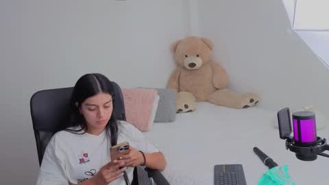 Juli C online show from January 16, 1:34 am