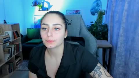 Valerie online show from February 19, 3:00 pm