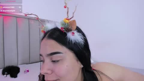 Cris  online show from November 30, 8:46 pm