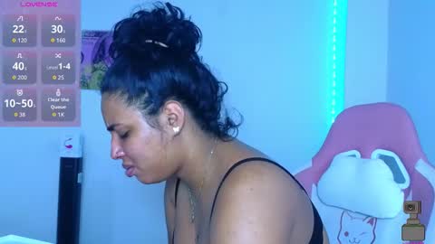 valery_lovex_ online show from March 12, 11:35 am