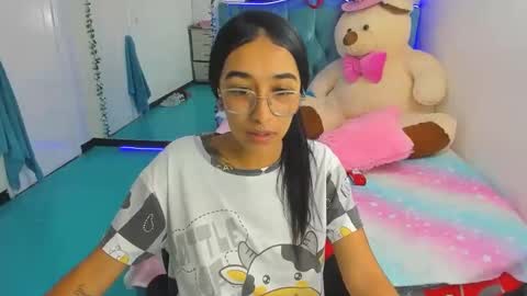 valery online show from April 14, 2:22 am