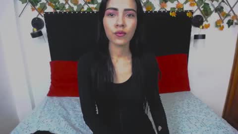 valery online show from April 4, 7:45 pm