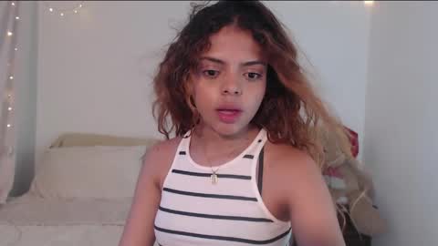 VALIENTE  online show from April 19, 10:34 pm