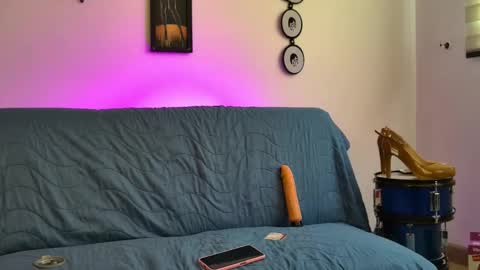 Snapshot of vallery16 chatting on October 10, 5:07 pm Vallery16 online show from October 10, 5:07 pm