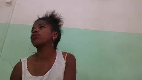 vanafiry online show from January 14, 5:40 am