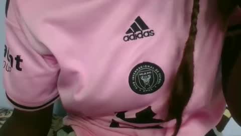 vanafiry online show from April 11, 7:45 am