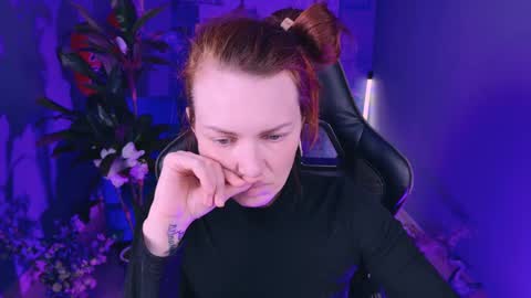 Vanda online show from March 1, 2:13 pm