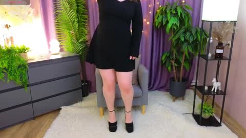 vanesaginger online show from April 12, 11:46 am