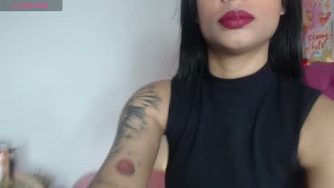 Snapshot of vanessa_lovea chatting on January 4, 1:52 am Vanessa online show from January 4, 1:52 am