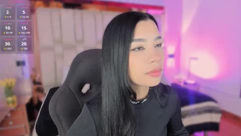 vanessaduval online show from September 14, 3:37 am