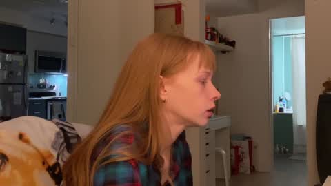 Snapshot of vanessapark chatting on December 16, 10:13 pm Vanessa online show from December 16, 10:13 pm