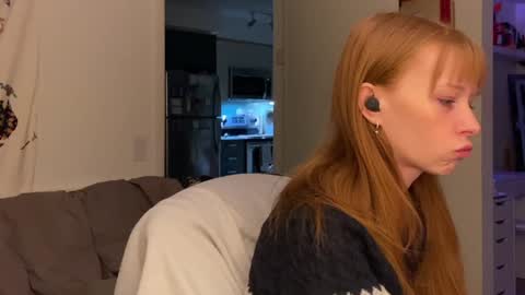 Snapshot of vanessapark chatting on January 5, 6:24 am Vanessa online show from January 5, 6:24 am