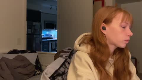 Snapshot of vanessapark chatting on December 24, 7:28 am Vanessa online show from December 24, 7:28 am