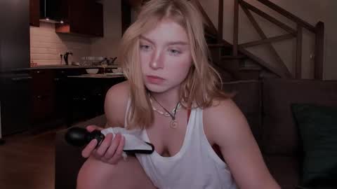 Vanilla online show from October 10, 4:34 pm