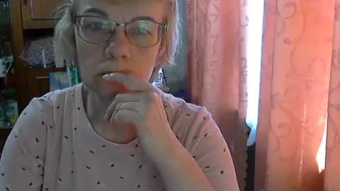 Vanillaxcreamy online show from March 6, 10:30 am