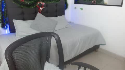 vane online show from December 22, 10:13 pm