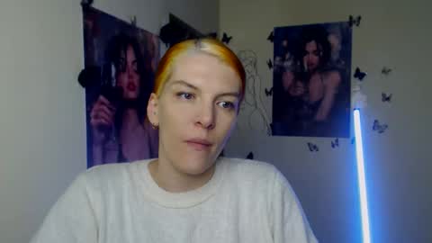 Vanessa online show from February 8, 2:10 pm