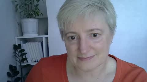 vea_motty online show from April 14, 4:18 pm