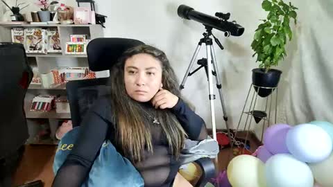 Im VelaI will be Christmas and New Year with my family December 22 to January 13 I will miss you guys. online show from October 19, 5:09 am