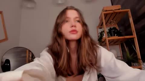 velvet_cherry online show from January 15, 3:40 pm