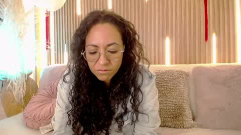 Emma Curly online show from May 25, 12:48 pm