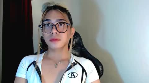 velvet online show from October 10, 10:09 am