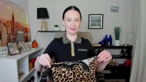 Jasmine online show from February 20, 6:48 am