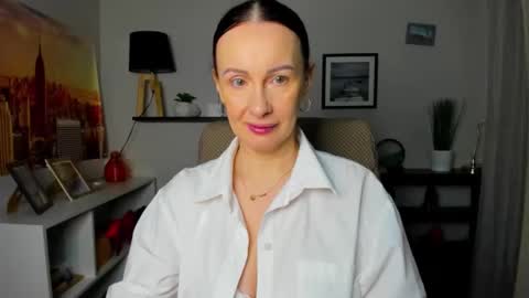 Jasmine online show from December 22, 6:27 am