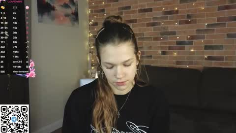 Kelly online show from February 18, 7:18 am