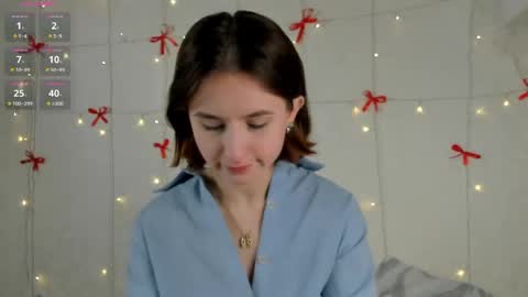 VelvetVine online show from April 12, 9:34 am