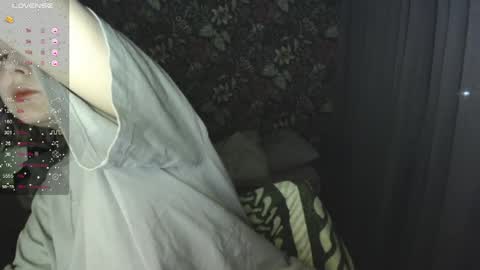 eva 3 online show from April 5, 4:50 pm