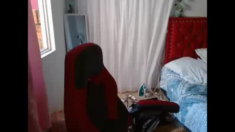 Snapshot of venecasexy44 chatting on September 21, 8:40 pm venecasexy44 online show from September 21, 8:40 pm