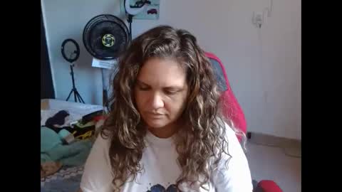 Snapshot of venecasexy44 chatting on September 29, 8:47 pm venecasexy44 online show from September 29, 8:47 pm