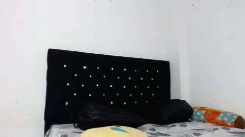 venus_menoza online show from March 4, 9:29 am