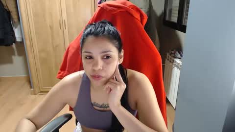 Venus independent model online show from March 2, 10:47 am