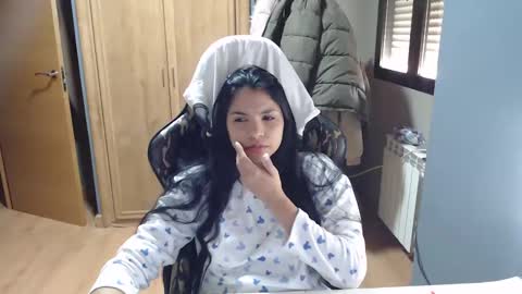 Venus independent model online show from February 13, 10:55 am