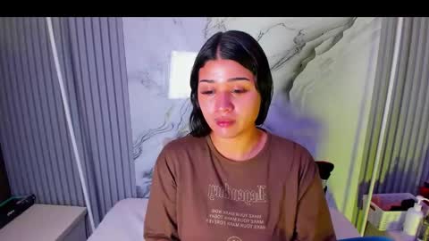 Venusowen  online show from June 1, 1:46 pm