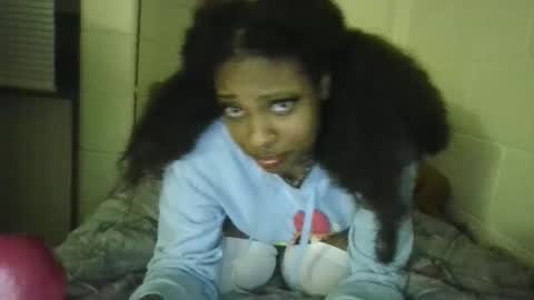 venusvvalentine online show from March 3, 2:06 am