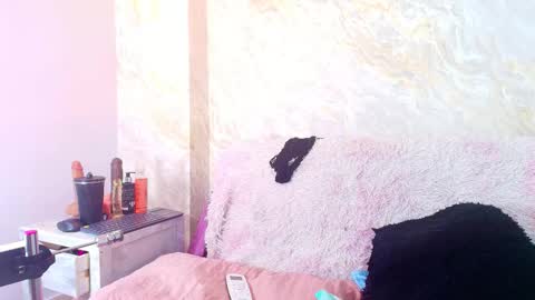 Snapshot of vero_temptation chatting on October 15, 3:20 am Vero online show from October 15, 3:20 am