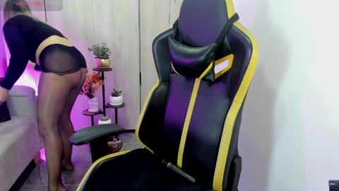 Catalina online show from April 1, 4:26 pm