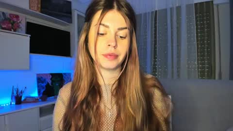 Lolitalolz online show from March 4, 4:41 pm