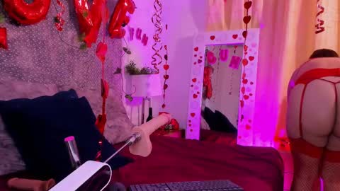 Snapshot of veronica_olson_ chatting on February 16, 2:33 am Veronica Olson online show from February 16, 2:33 am
