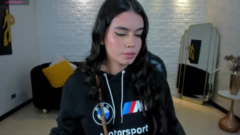 Snapshot of veronicacruz1 chatting on February 11, 3:18 am Vero online show from February 11, 3:18 am